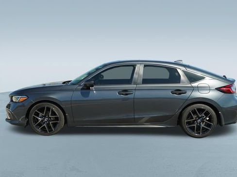 Used 2024 Honda Civic Sport Touring image 4