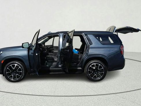 Used 2021 Chevrolet Tahoe RST w/ Luxury Package image 11