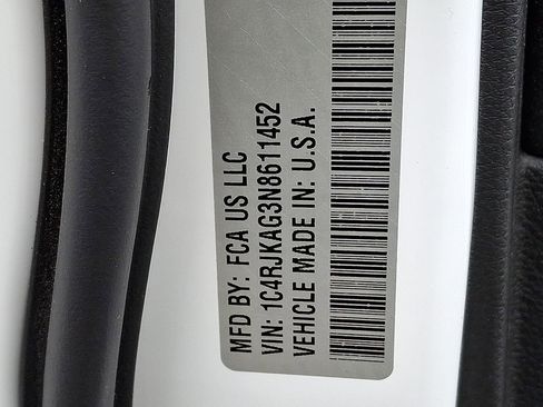 Certified 2022 Jeep Grand Cherokee L Laredo w/ Luxury Tech Group I image 27