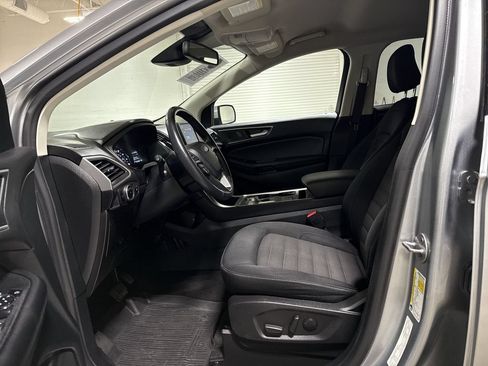 Used 2023 Ford Edge SEL w/ Cold Weather Package AWD/4WD image 19