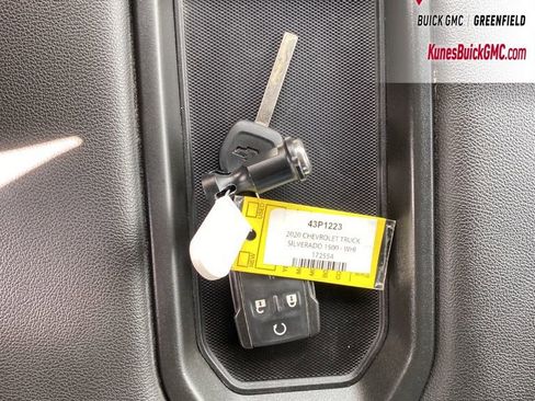 Used 2020 Chevrolet Silverado 1500 LT w/ Remote Start Package image 39