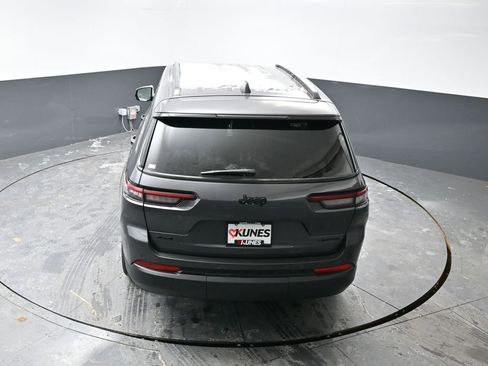 New 2025 Jeep Grand Cherokee L Limited image 37