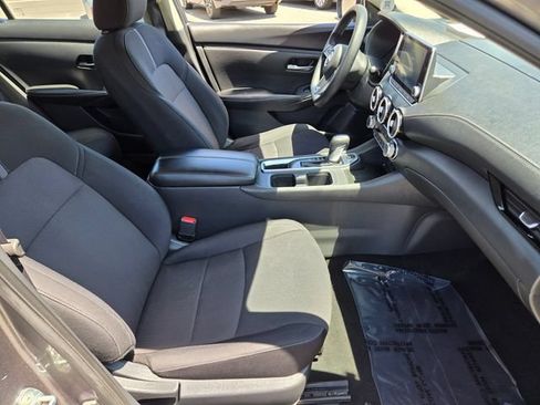 Used 2024 Nissan Sentra SV FWD image 22