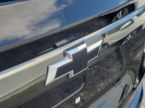 Used 2019 Chevrolet Traverse Premier w/ Redline Edition FWD image 7