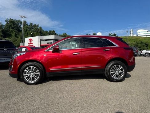 Used 2022 Cadillac XT5 Premium Luxury AWD/4WD image 3