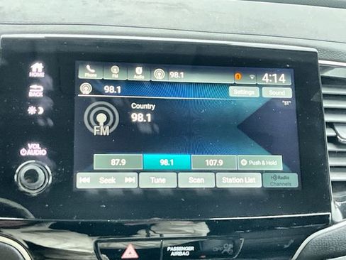 Used 2022 Honda Pilot Special Edition image 14