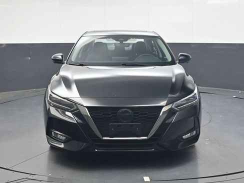 Used 2022 Nissan Sentra SR w/ SR Premium Package FWD image 15