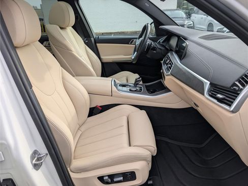 Used 2022 BMW X5 sDrive40i image 12