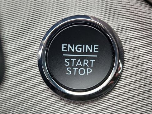 Used 2025 Ford Explorer Active image 12