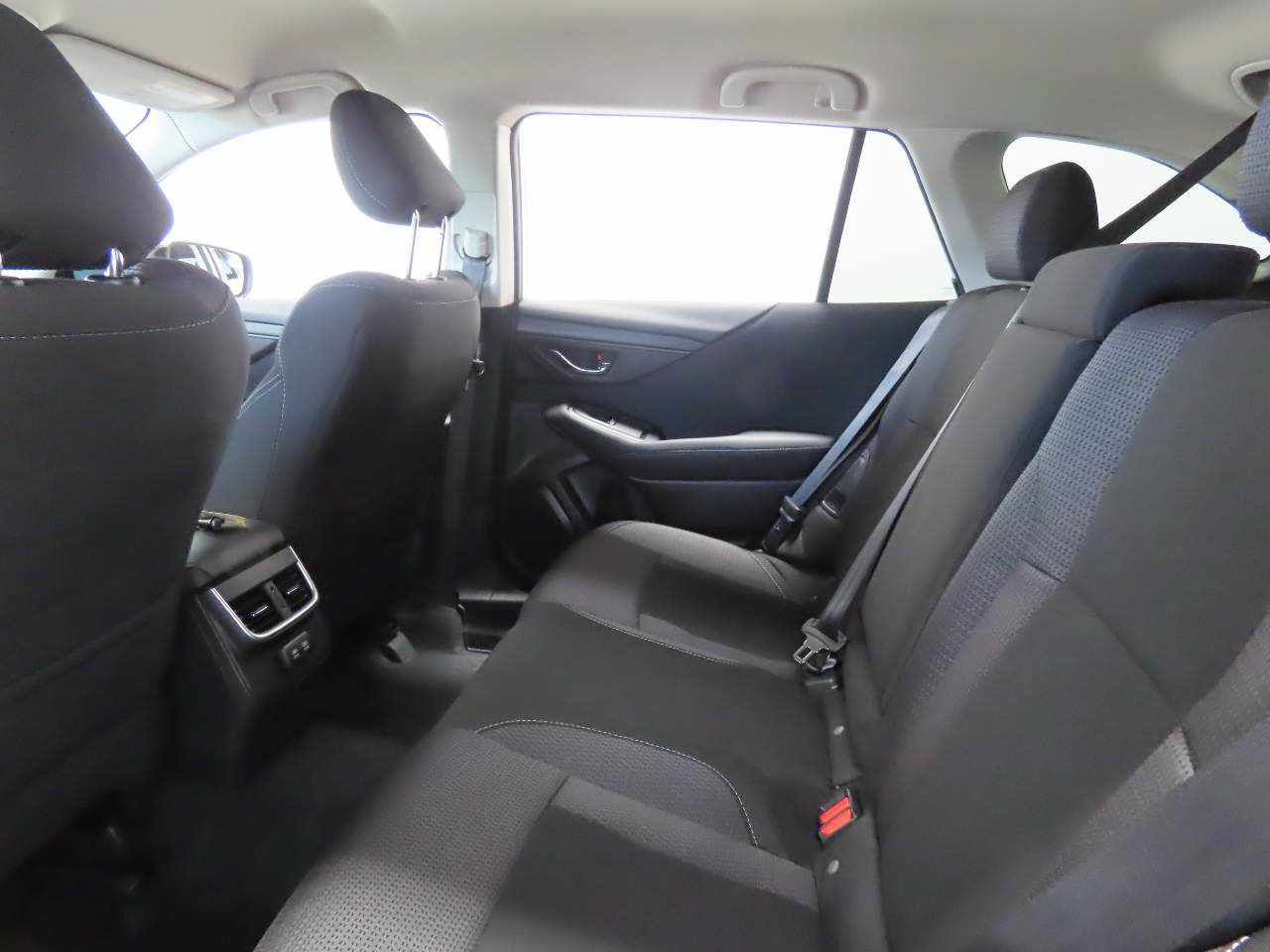 Used 2022 Subaru Outback Premium w/ Popular Package #1 AWD/4WD image 16
