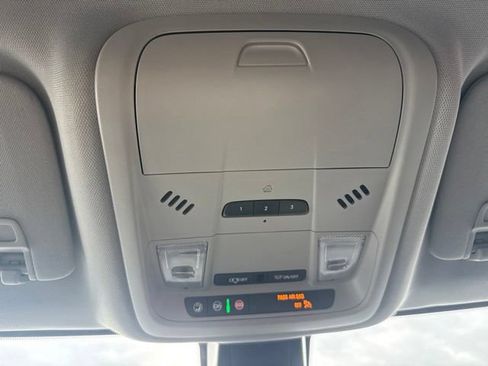 Used 2024 Chevrolet Blazer LT w/ Convenience Package FWD image 25