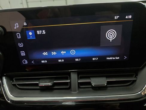 Certified 2025 Chevrolet Trax RS w/ Driver Confidence Package image 15