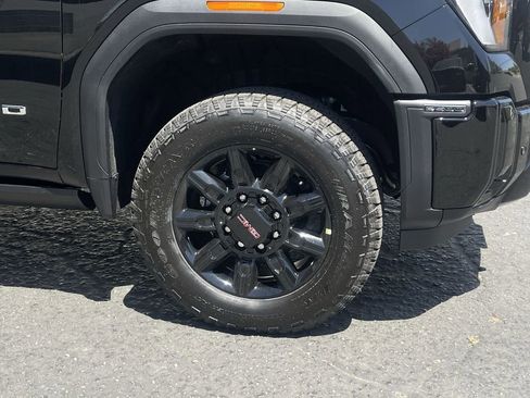 New 2026 GMC Sierra 2500 AT4 w/ AT4 Premium Plus Package AWD/4WD image 34