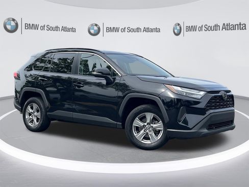 Used 2024 Toyota RAV4 XLE FWD image 2