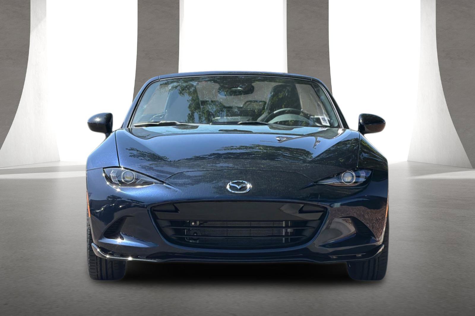 New 2026 MAZDA MX-5 Miata Club w/ Appearance Package RWD image 9