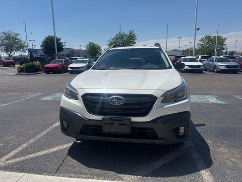 Used 2021 Subaru Outback Onyx Edition XT w/ Popular Package #2 AWD/4WD image 2