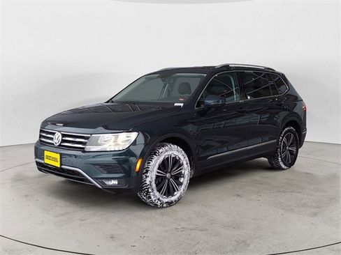 Used 2018 Volkswagen Tiguan SEL image 1