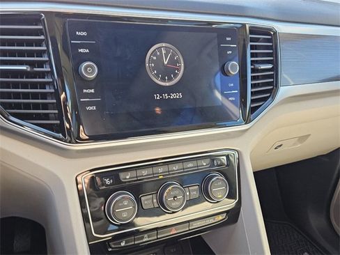 Used 2019 Volkswagen Atlas SEL image 19