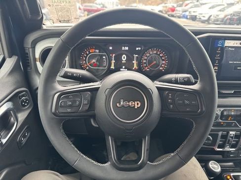 Certified 2025 Jeep Wrangler Unlimited Sport AWD/4WD image 17