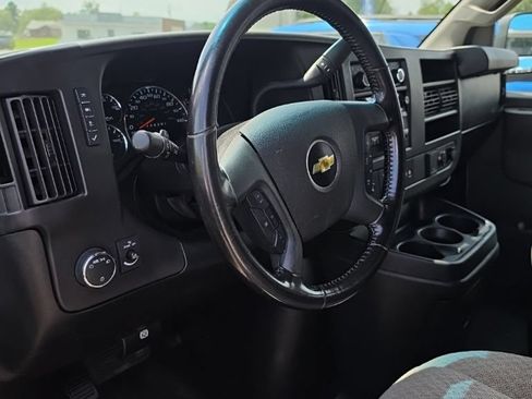 Used 2021 Chevrolet Express 2500 w/ Driver Convenience Package RWD image 16