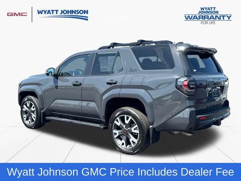 Used 2025 Toyota 4Runner TRD Sport Premium AWD/4WD image 3
