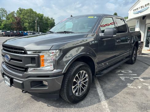 Used 2020 Ford F150 XLT w/ Equipment Group 302A Luxury AWD/4WD image 3