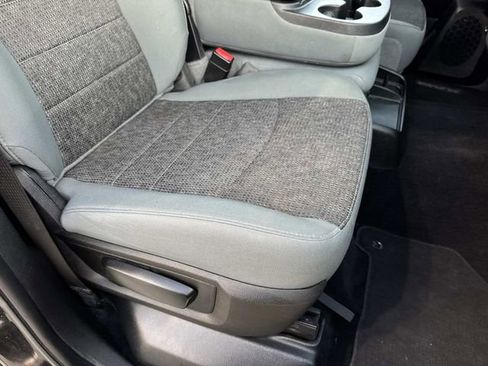 Used 2019 RAM 1500 Big Horn image 14