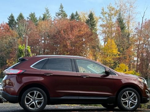 Used 2015 Ford Edge Titanium w/ Technology Package image 6