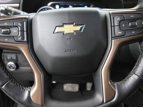 Used 2021 Chevrolet Suburban High Country image 18