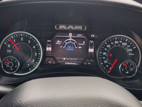 Used 2020 RAM 1500 Big Horn AWD/4WD image 22
