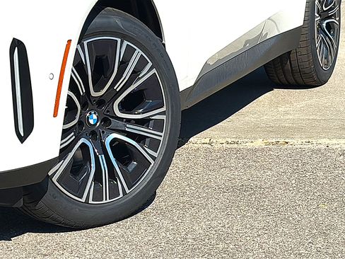 New 2026 BMW X3 xDrive30i w/ Convenience Package AWD/4WD image 3