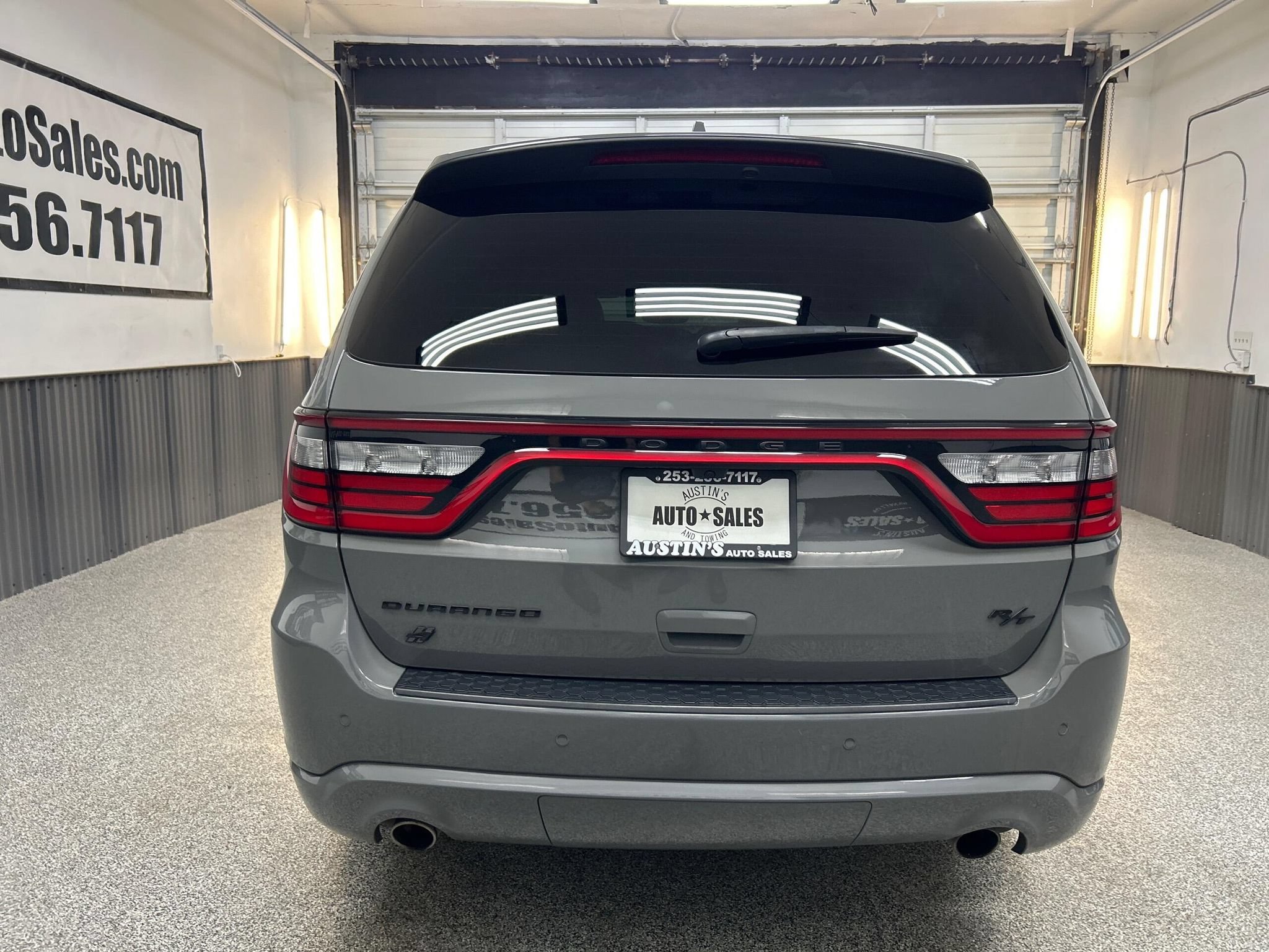 Used 2021 Dodge Durango R/T w/ Blacktop Package AWD/4WD image 5