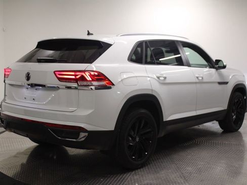 Used 2021 Volkswagen Atlas Cross Sport SE FWD image 7