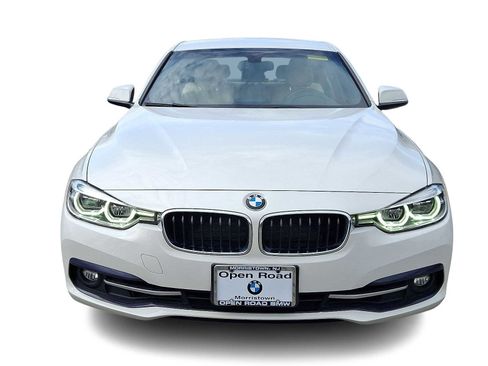 Used 2018 BMW 330i xDrive Sedan image 2