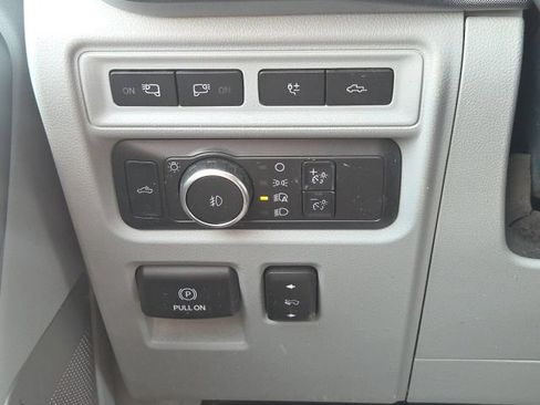 Used 2021 Ford F150 Limited AWD/4WD image 26