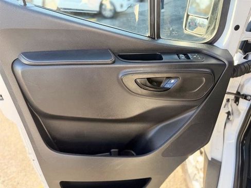 Used 2019 Mercedes-Benz Sprinter 2500 image 20