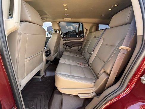 Used 2019 Chevrolet Tahoe LT w/ Luxury Package AWD/4WD image 26