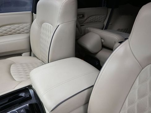 Used 2022 INFINITI QX80 Sensory w/ Cargo Package image 14