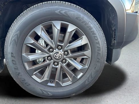 Used 2025 Toyota Land Cruiser image 9