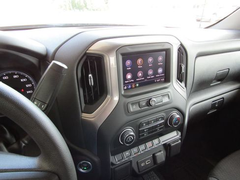 Used 2024 Chevrolet Silverado 1500 Custom AWD/4WD image 24