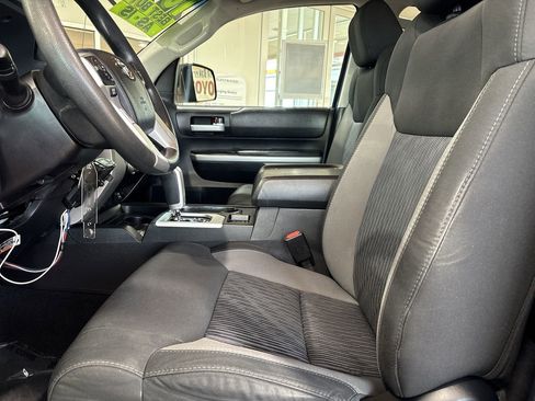 Used 2016 Toyota Tundra SR5 w/ SR5 Upgrade Package image 11