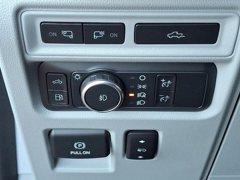 Certified 2022 Ford F150 Limited image 28