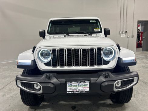 New 2026 Jeep Wrangler Sahara image 3