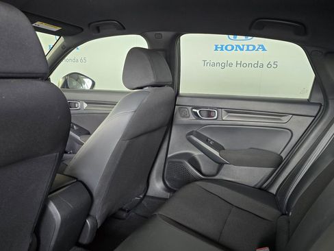 Used 2022 Honda Civic Sport image 9
