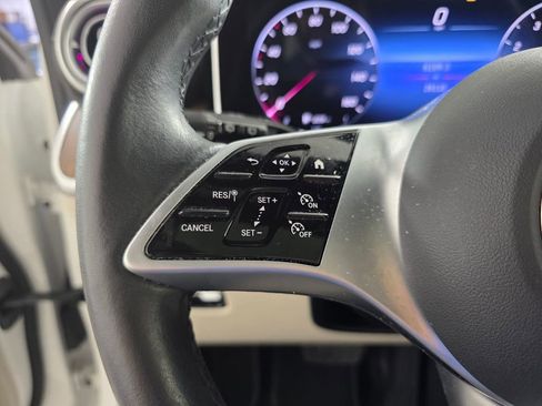 Used 2023 Mercedes-Benz GLC 300 4MATIC image 19