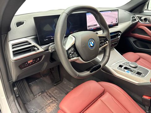 Used 2025 BMW i4 eDrive40 RWD image 50