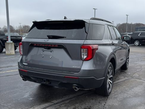 Used 2022 Ford Explorer ST-Line w/ Class IV Trailer Tow Package image 5