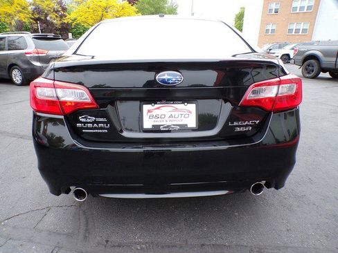 Used 2015 Subaru Legacy 3.6R Limited AWD/4WD image 4
