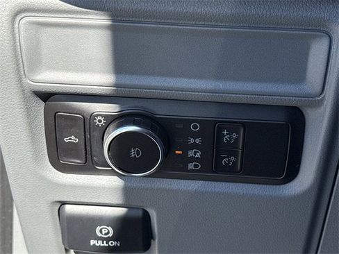 Used 2023 Ford F150 XLT image 34