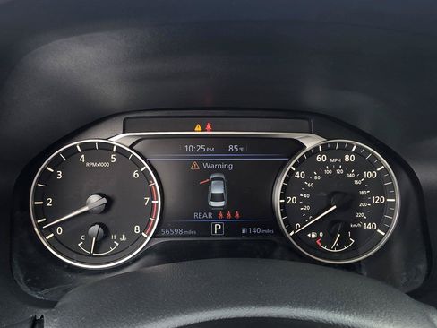 Used 2025 Nissan Altima 2.5 SV AWD/4WD image 12